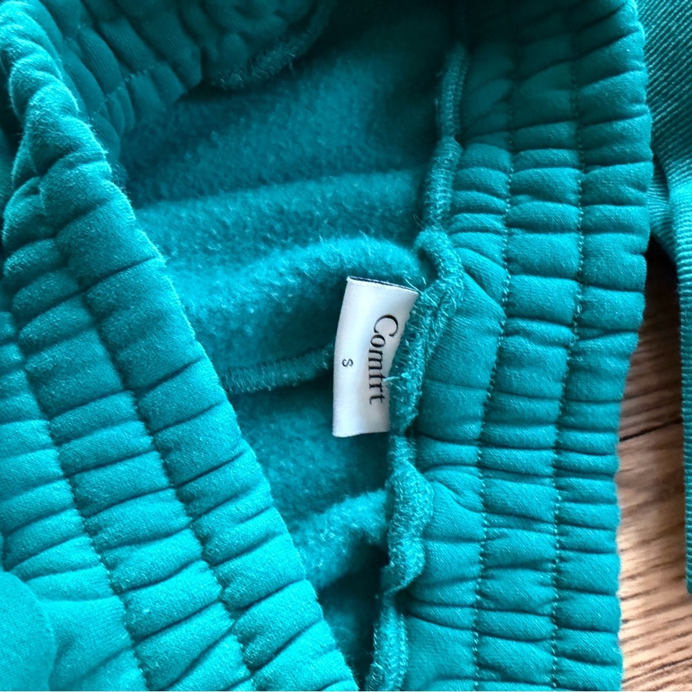 Comfrt Teal Jogger Set (Sweatshirt & Sweatpants) - Picture 4 of 5